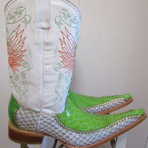 Aguila Real Cowgirl Boots 100% Leather, Alligator, Fancy Never Worn, Size 8